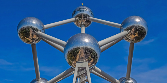 atomium-g414984d2e_1920.jpg