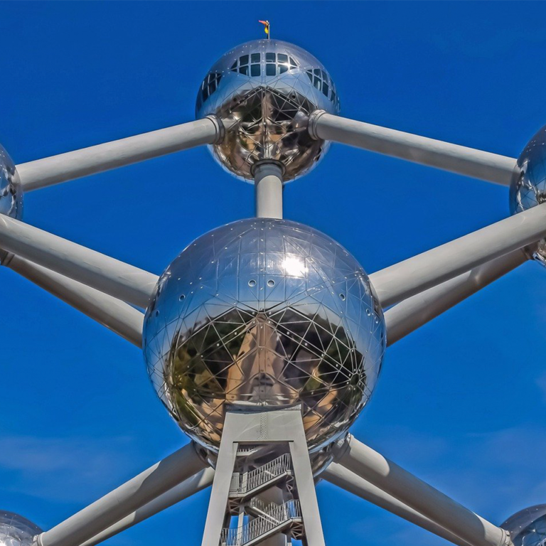 atomium-g414984d2e_1920.jpg